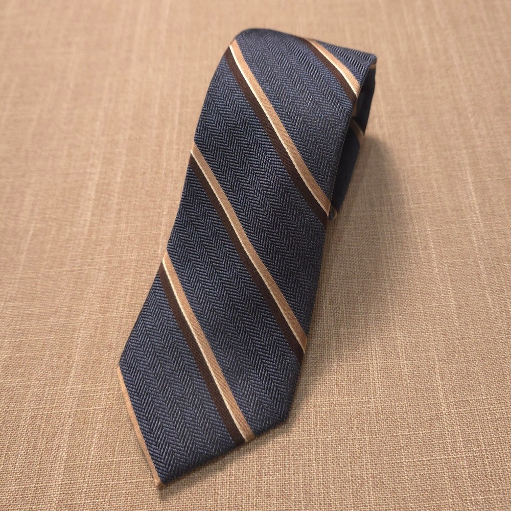 Jos A Bank 1905 Mens Blue Herringbone Striped Silk Necktie Blue Tan Classic Tie